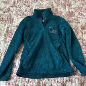 Patagonia pull over women’s  sweater